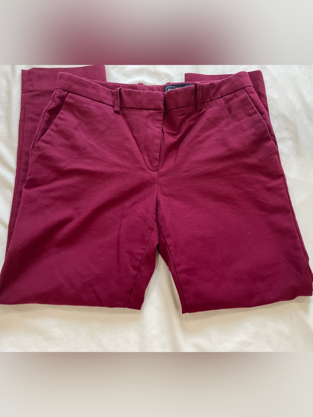 GAP Slim Crop Pants in Deep Burgundy